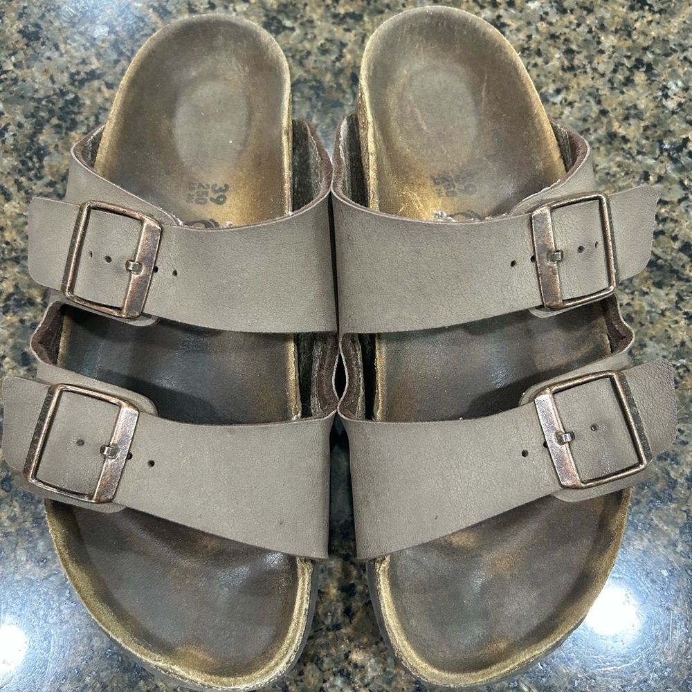 Birkenstock Ladies 9 Mens 7